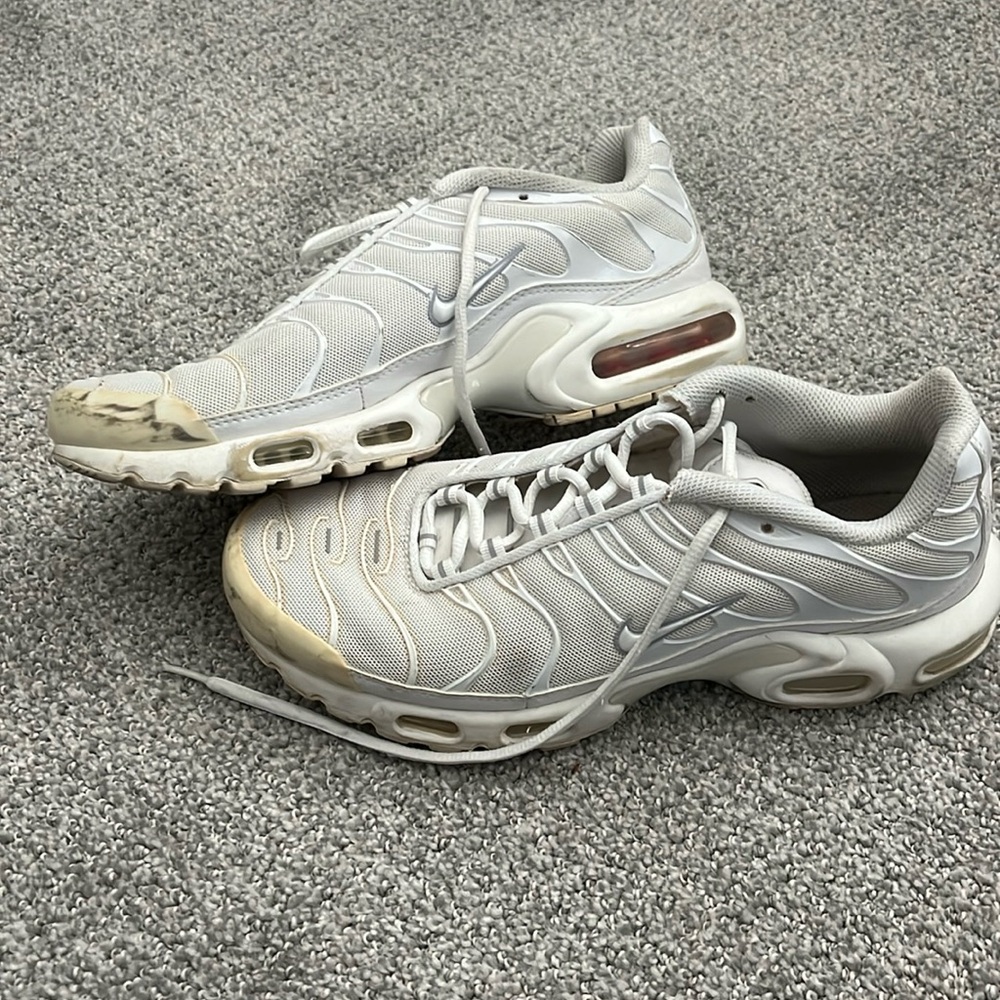 All White Nike Air Max